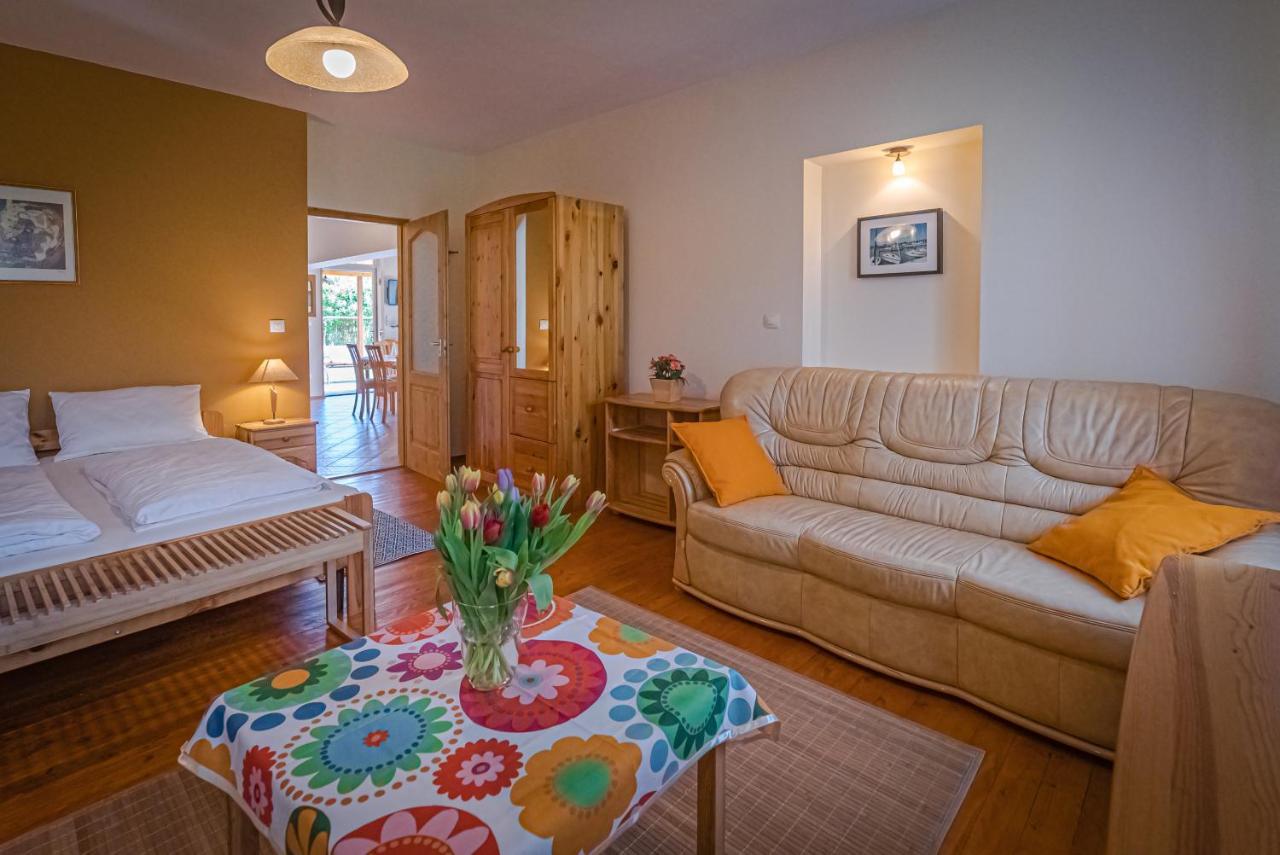 Villa Sunny Garden Pihenohaz à Siófok Extérieur photo